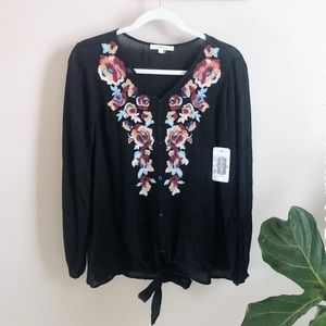 Andree by Unit Blouse Floral Embroidered Top NEW